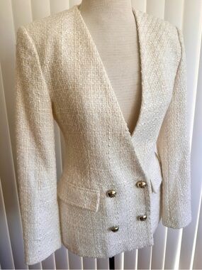 Zara White and Cream Bouclé Double-Breasted Blazer with Gold Buttons